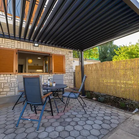 Mediterra Garden Appartamento *