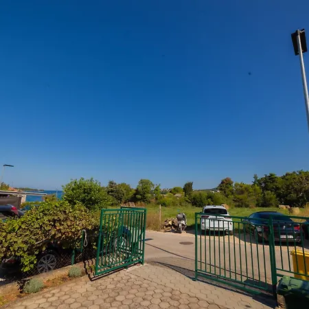 Mediterra Garden Apartment Rovinj