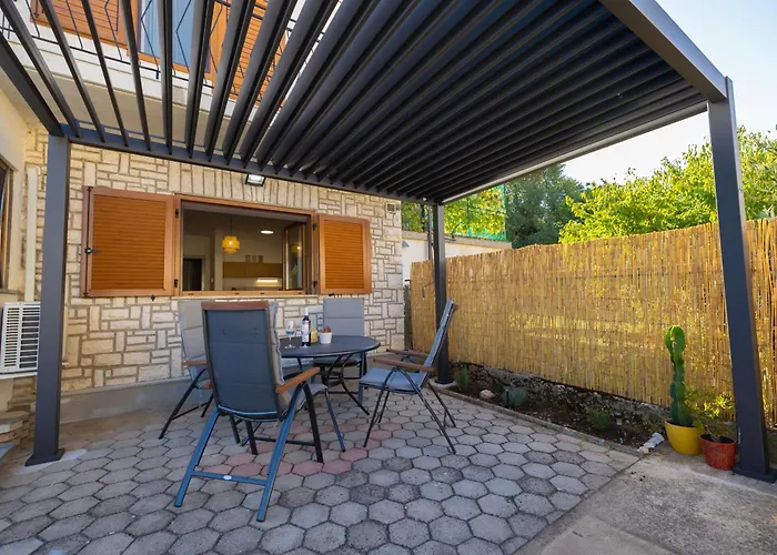 Mediterra Garden Διαμέρισμα *